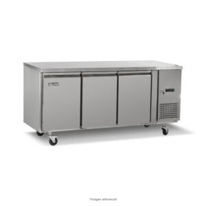 Mesa Refrigerada con 3 puertas sólidas de 420 Litros